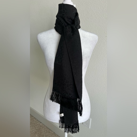 Saint Laurent Silk  Black Leopard Patterned Opera Scarf with fringe - Picture 8 of 11